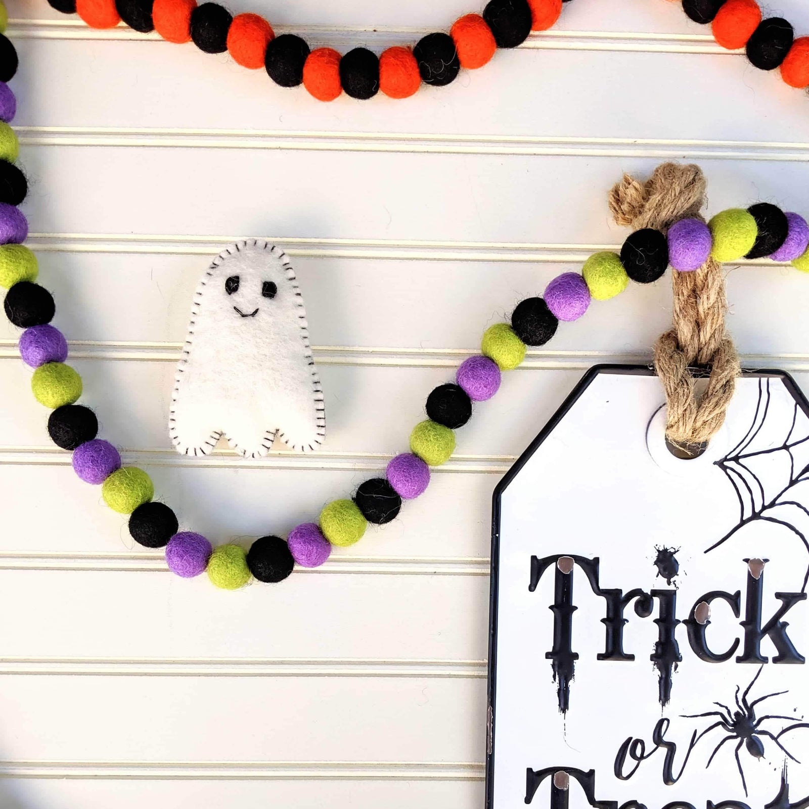 Friendsheep Bo the Smiling Ghost