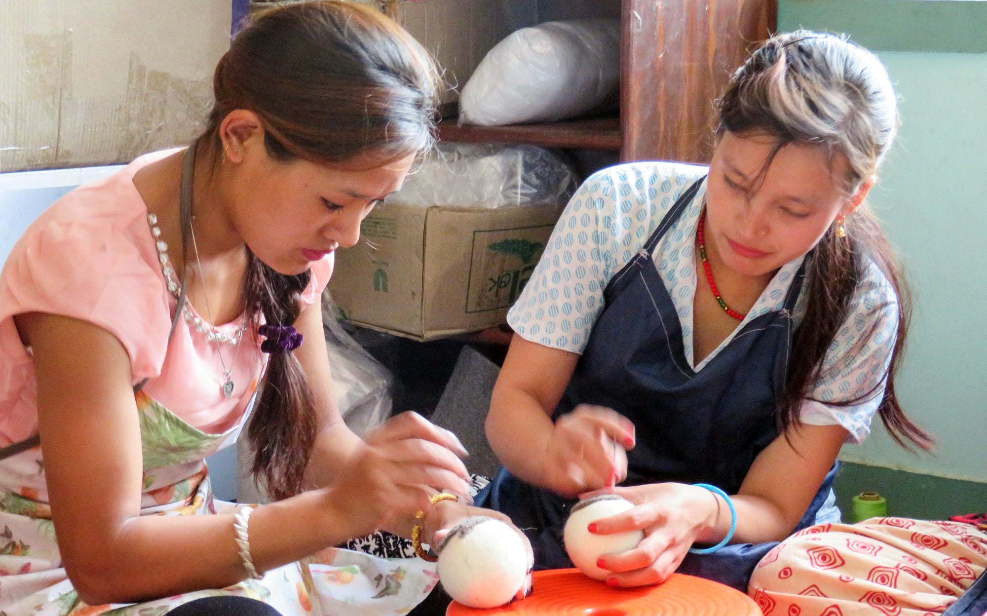 Needle felting of Friendsheep Eco Dryer Balls