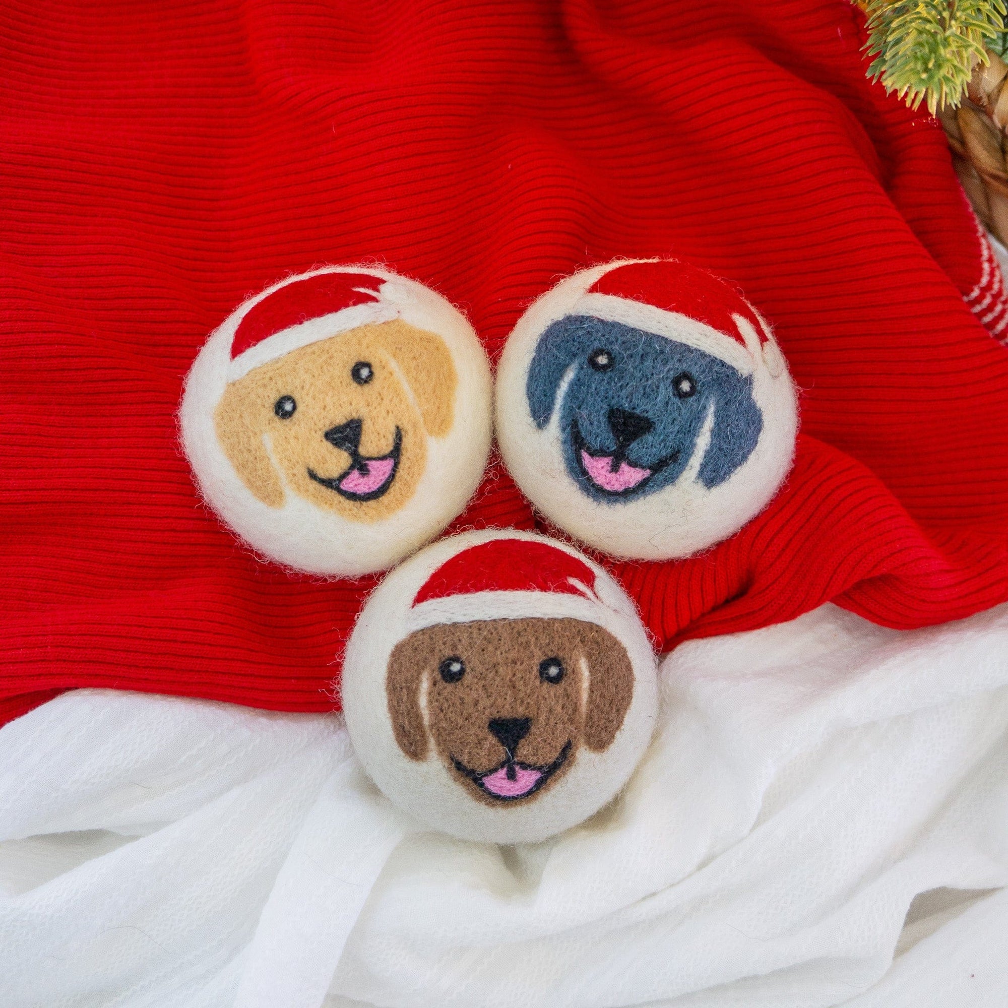 Friendsheep Eco Dryer Balls Jolly Dogs - Limited Santa's Hat Edition