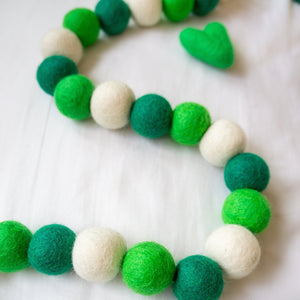 Friendsheep Green Leprechaun St. Patrick's Day - Eco Garland