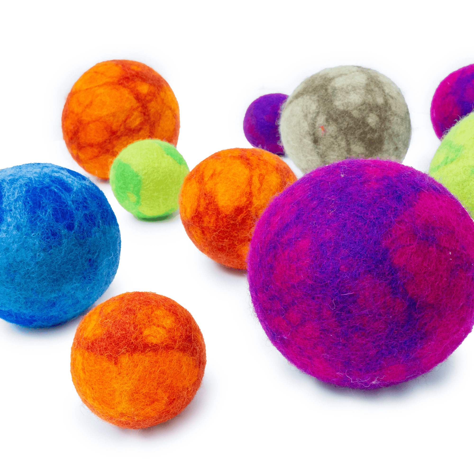 Friendsheep Sustainable Wool Goods Pet Toys Dog Toy Balls Set of 2 - ROCK