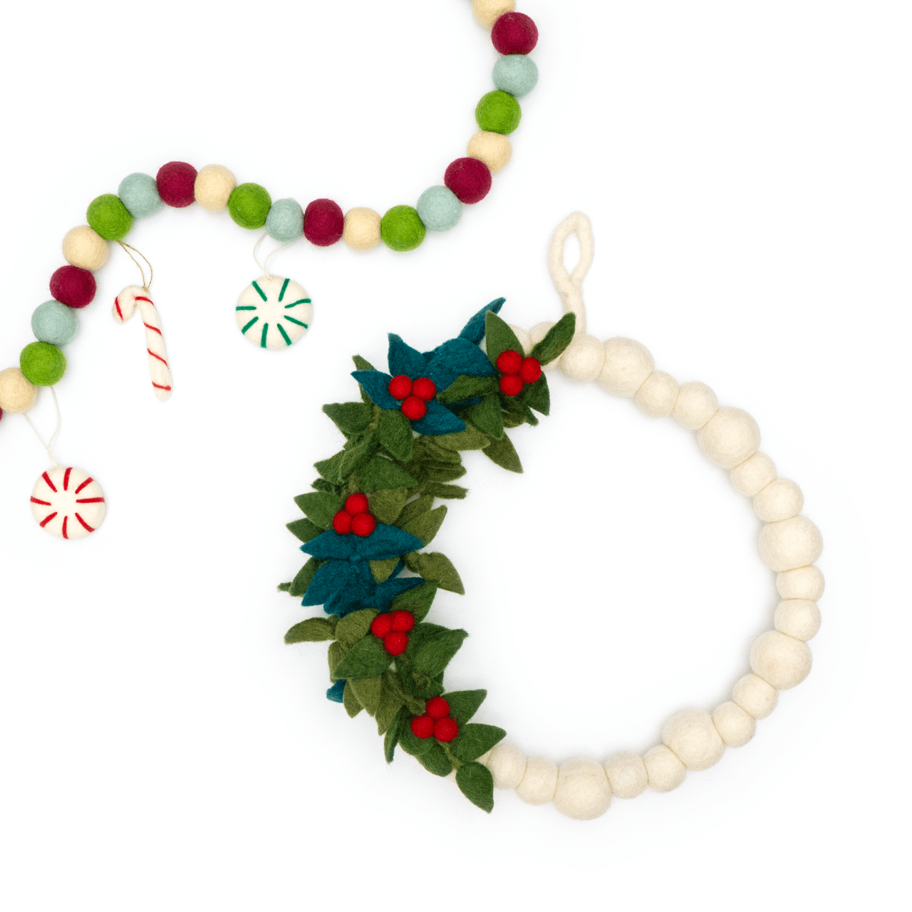 Friendsheep Wreath Large - 12 inch White Mistletoe Red Berry Wreath