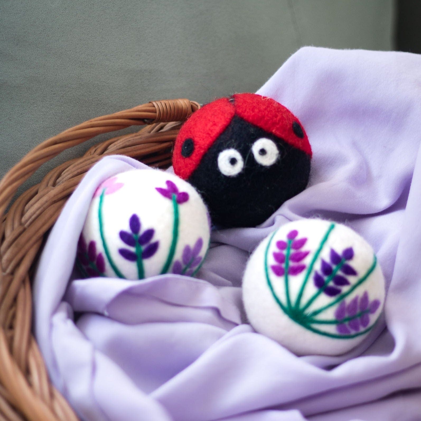 Friendsheep Eco Dryer Balls LADYBUG Lavender Fields LADYBUG