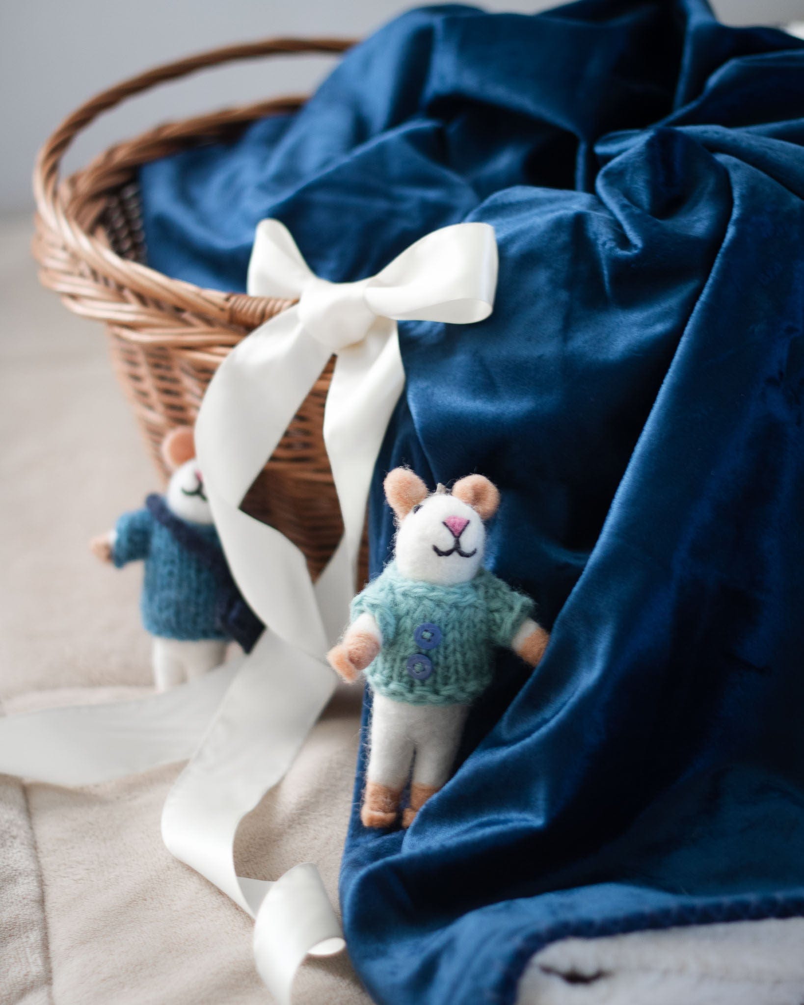 Friendsheep Hanging Animals Bruno and Milo - Set of 2