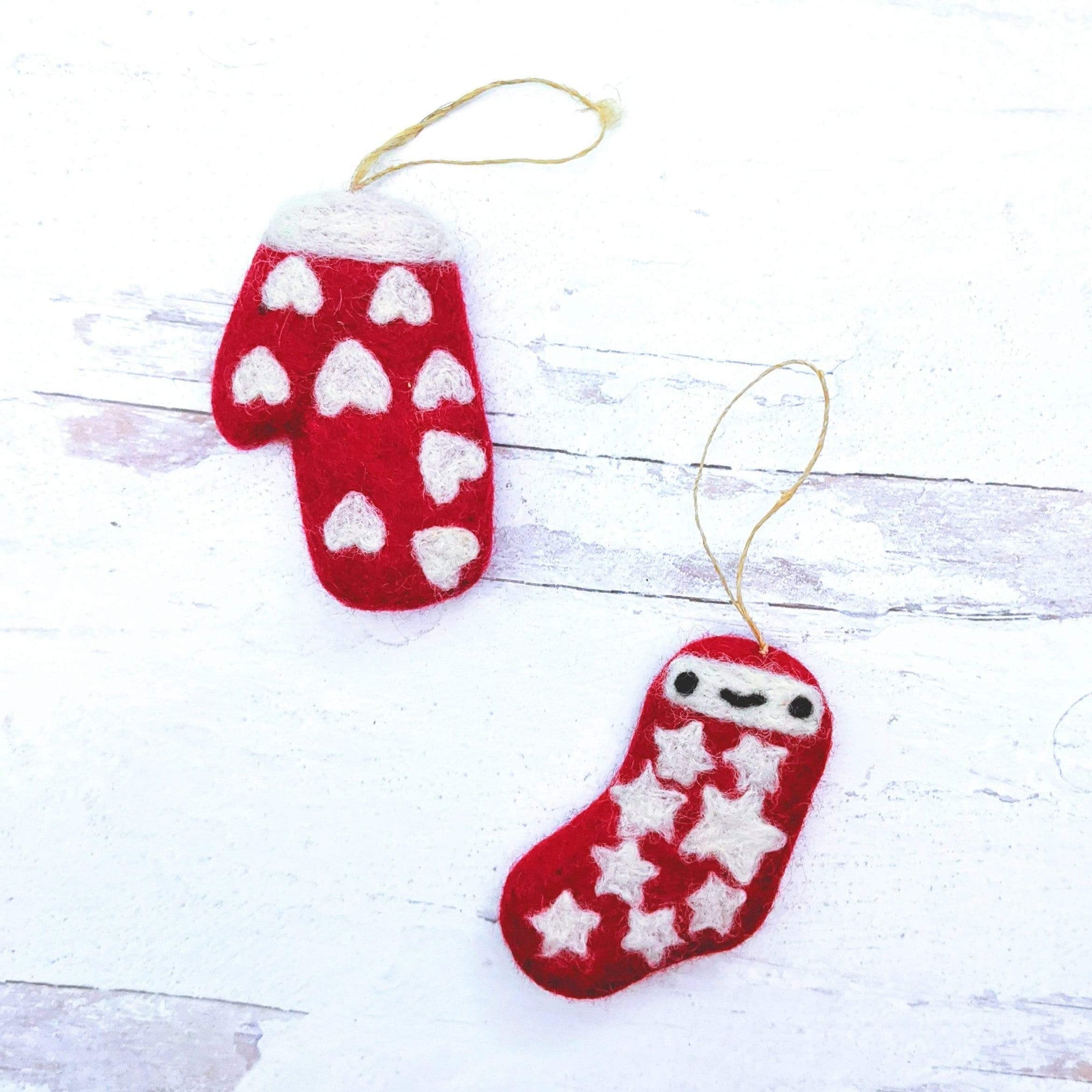 Friendsheep Hanging Animals Stockings and Mittens - Set of 2