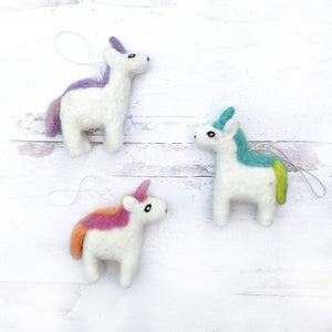 Friendsheep Sustainable Wool Goods Hanging Animals Rainbow Unicorns - Set of 3
