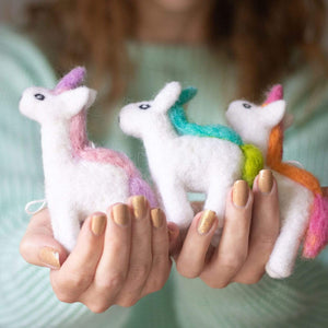 Friendsheep Sustainable Wool Goods Hanging Animals Rainbow Unicorns - Set of 3