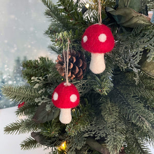 Friendsheep Sustainable Wool Goods Hanging Animals Red Mushroom Ornaments - Set of 3