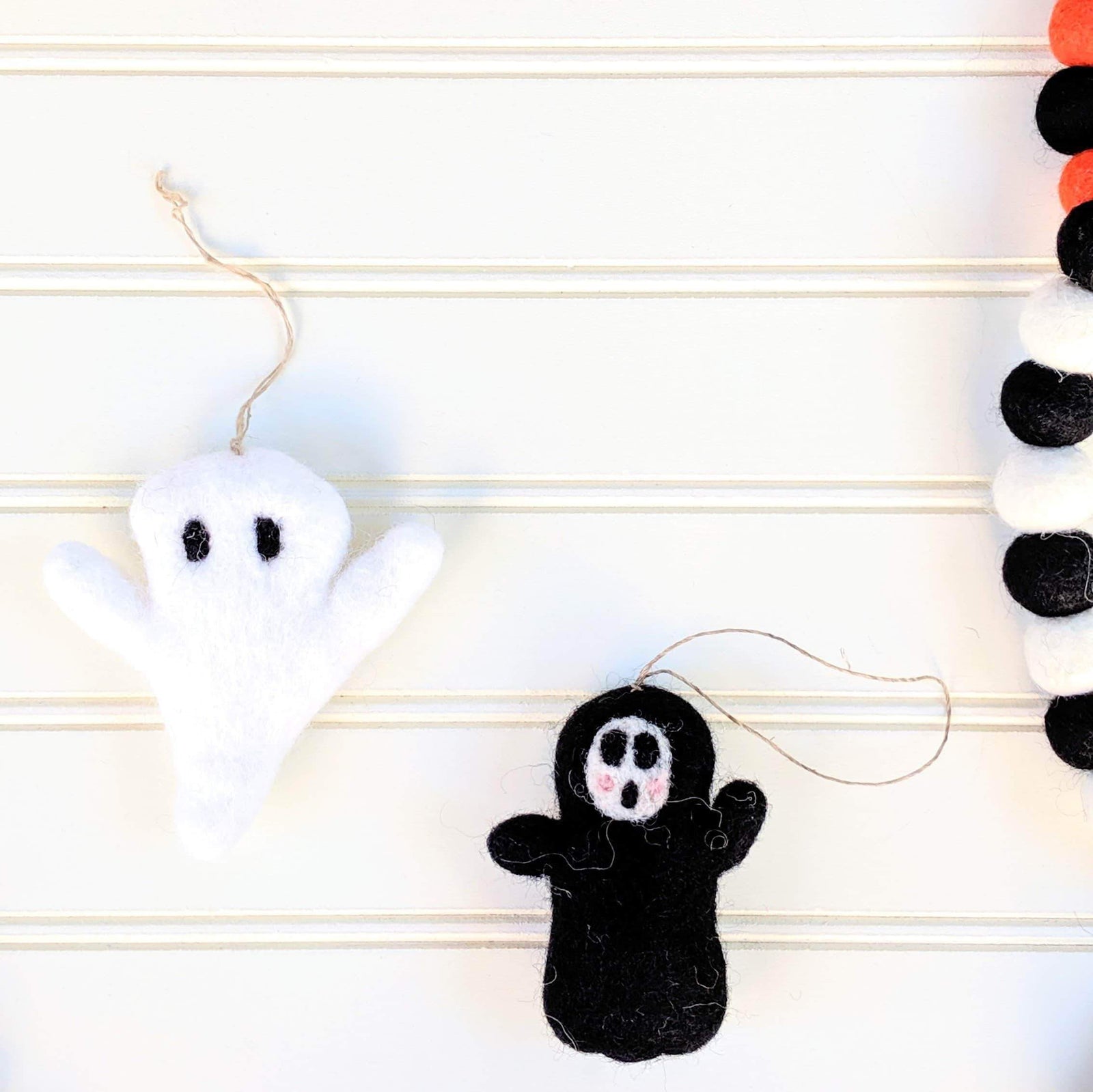 Friendsheep Sustainable Wool Goods Loomis the Screaming Ghost