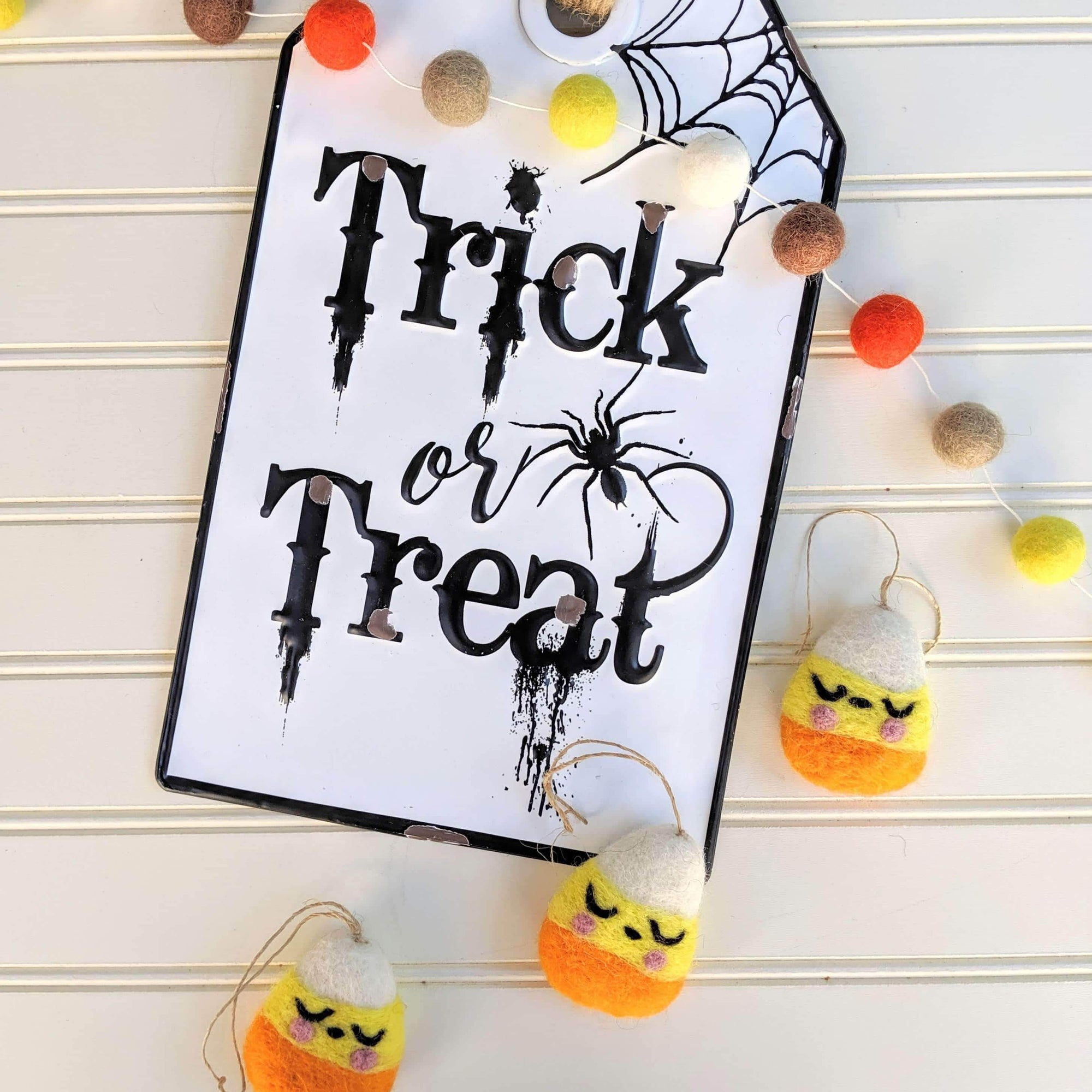 Friendsheep Sustainable Wool Goods Ron the Candy Corn