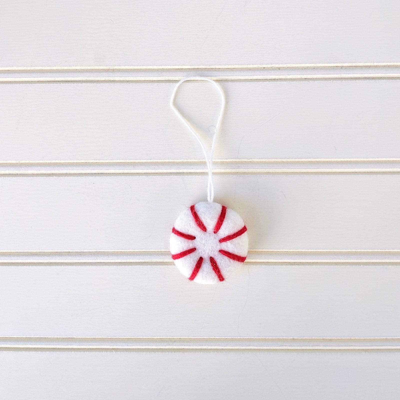 Friendsheep Sustainable Wool Goods set of 6 Peppermint Eco Fresheners Ornaments - Reds