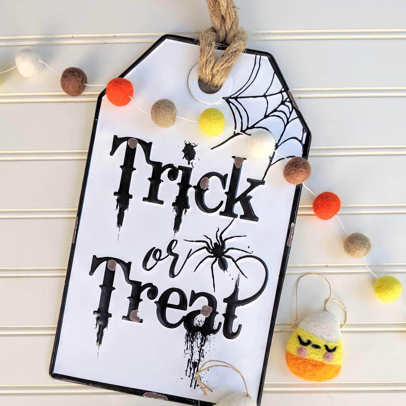 Friendsheep Thankful - Eco Garland